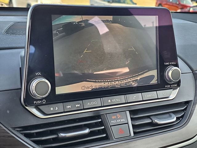 Used 2024 Nissan Altima 2.5 SV FWD image 25
