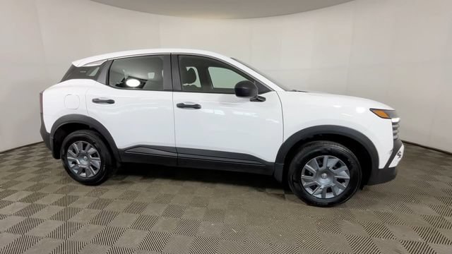 Used 2025 Nissan Kicks S FWD video 3