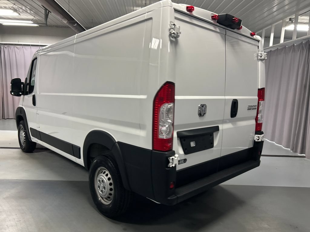 Used 2025 RAM ProMaster 2500 w/ Convenience Group FWD image 5