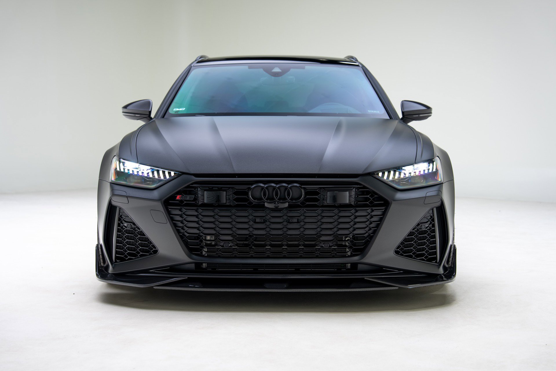 Used 2025 Audi RS 6 performance image 4