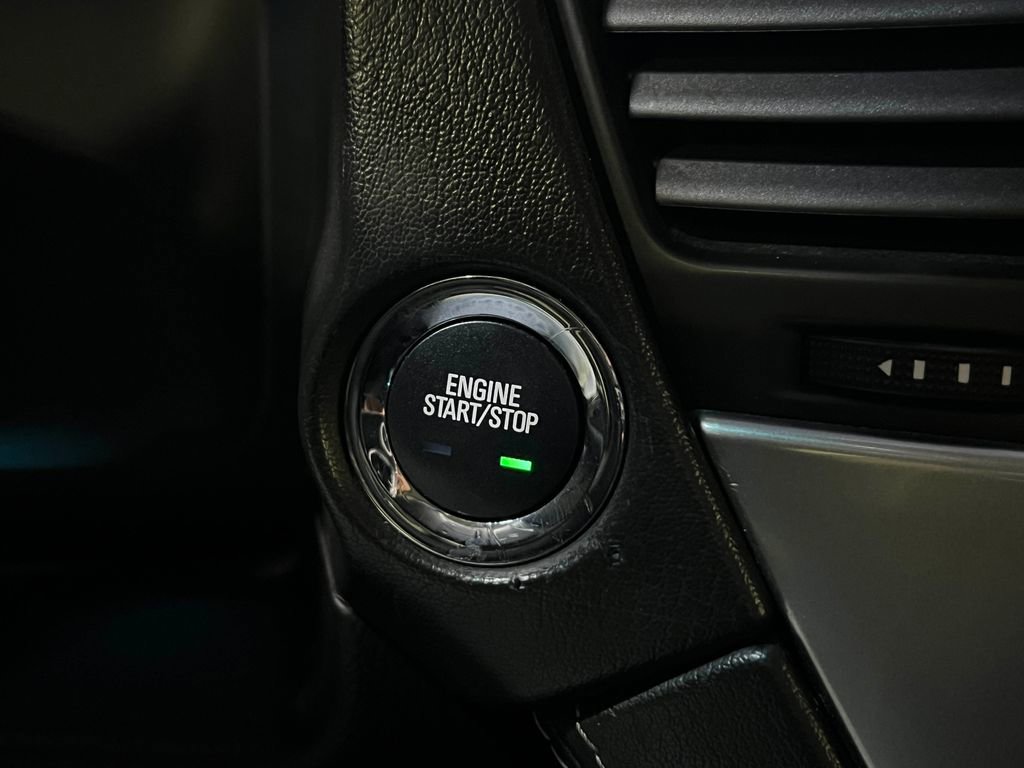 Used 2019 Chevrolet Tahoe Premier AWD/4WD image 24