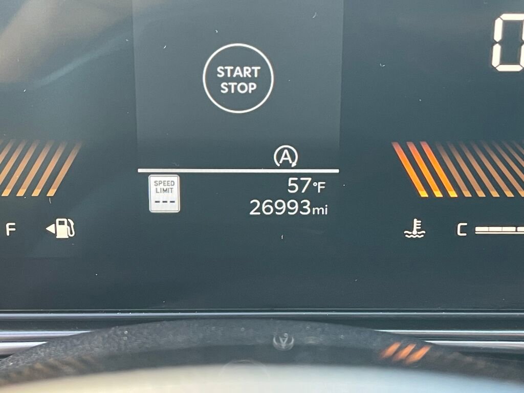 Used 2024 Kia Sorento S image 18