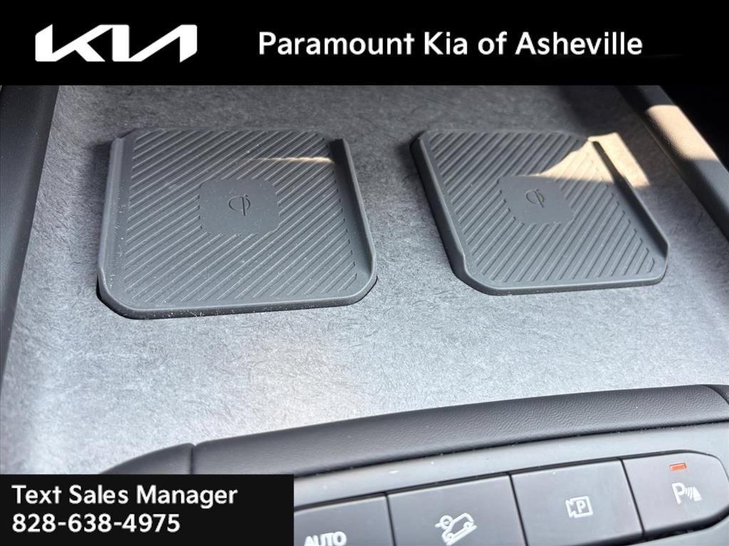 Used 2027 Kia Telluride SX w/ Towing Package FWD image 18