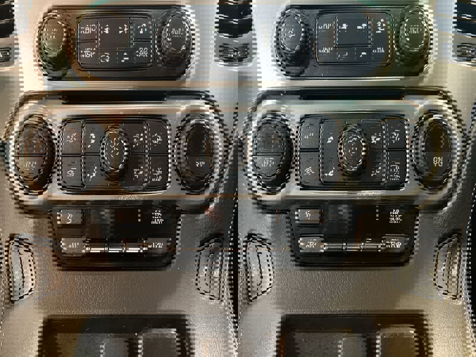 Used 2019 Chevrolet Tahoe LT image 19