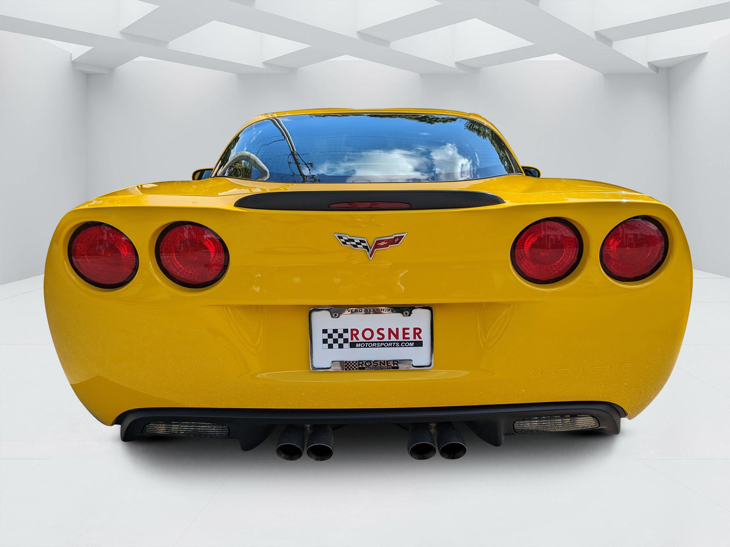 Used 2010 Chevrolet Corvette Grand Sport w/ Preferred Equipment Group RWD image 4