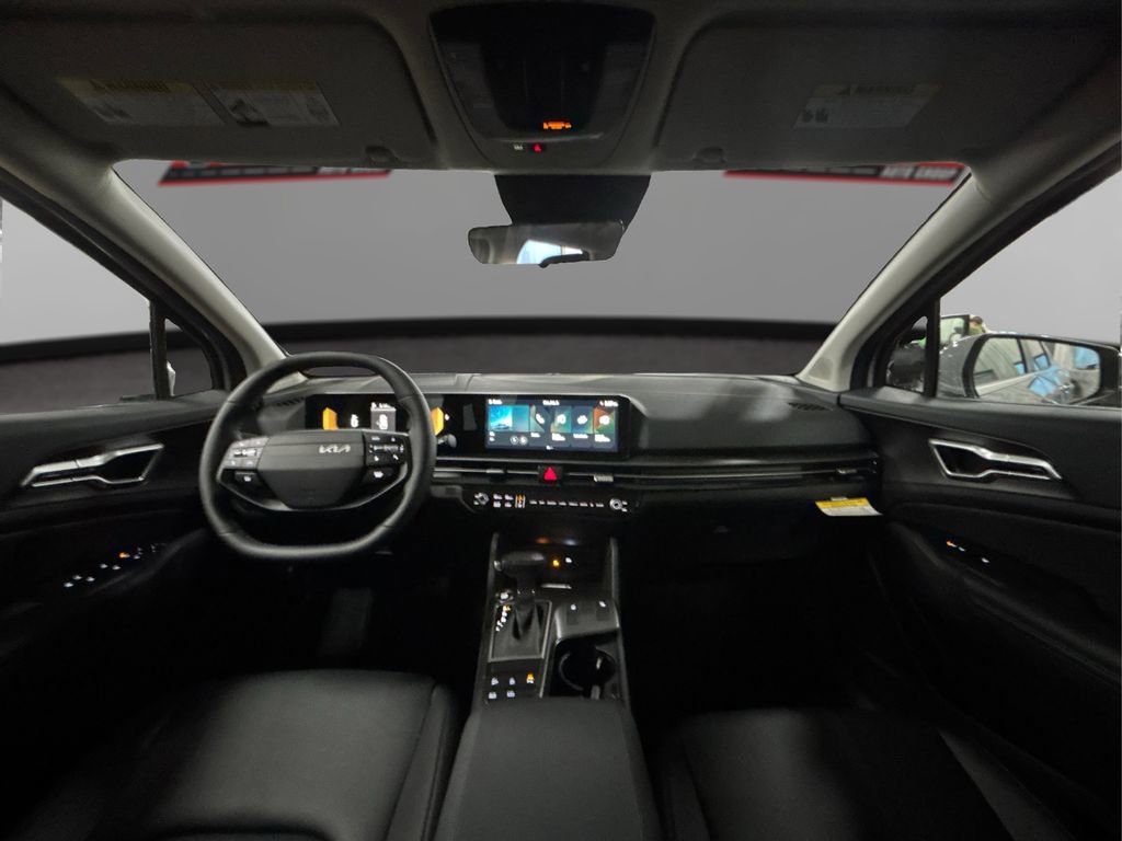 New 2026 Kia Sportage EX image 17