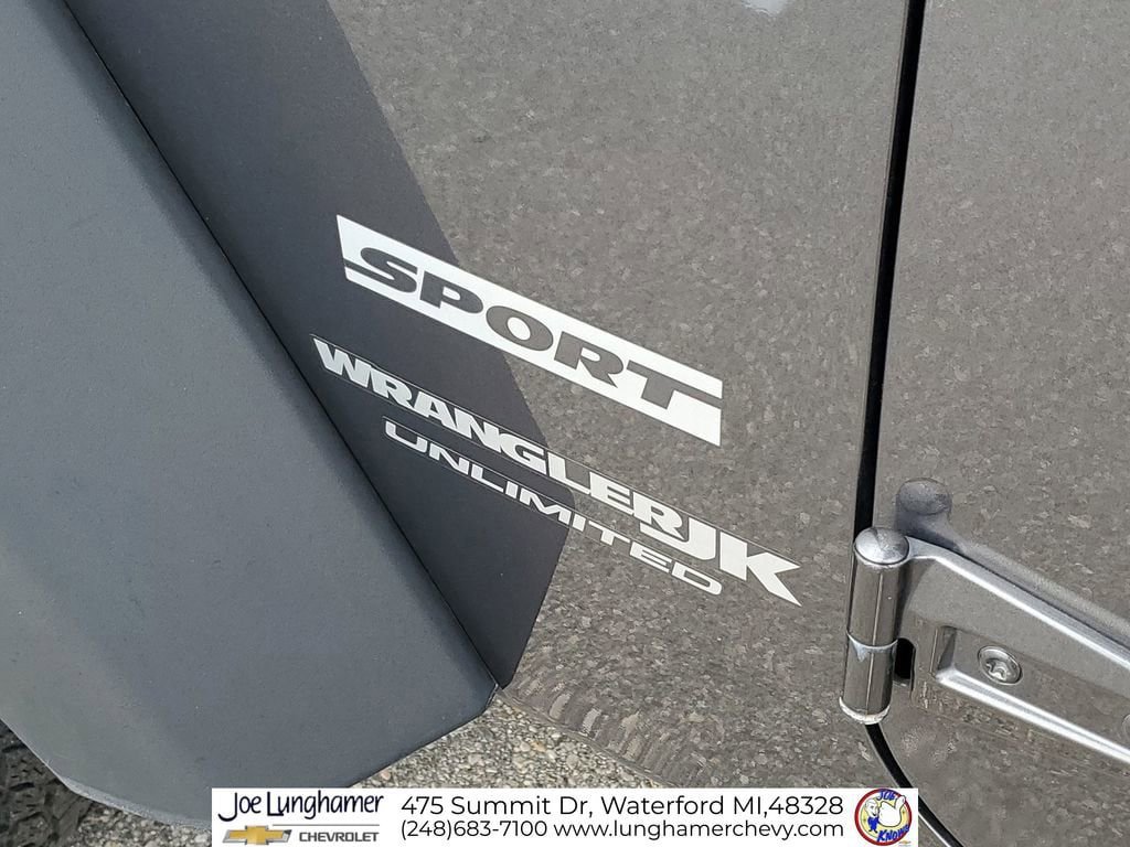 Used 2018 Jeep Wrangler Unlimited Sport image 30