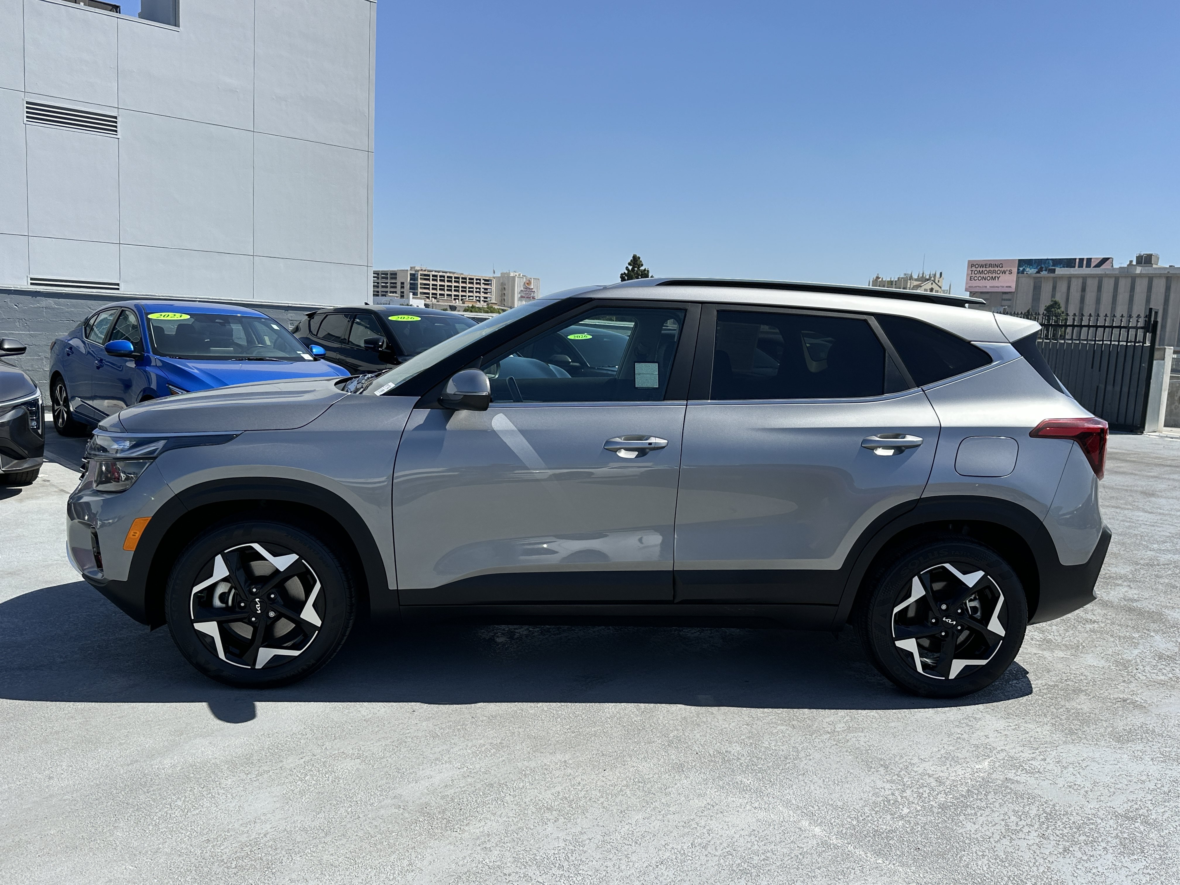 Certified 2024 Kia Seltos EX AWD/4WD image 3