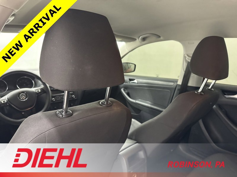 Used 2015 Volkswagen Jetta S image 15
