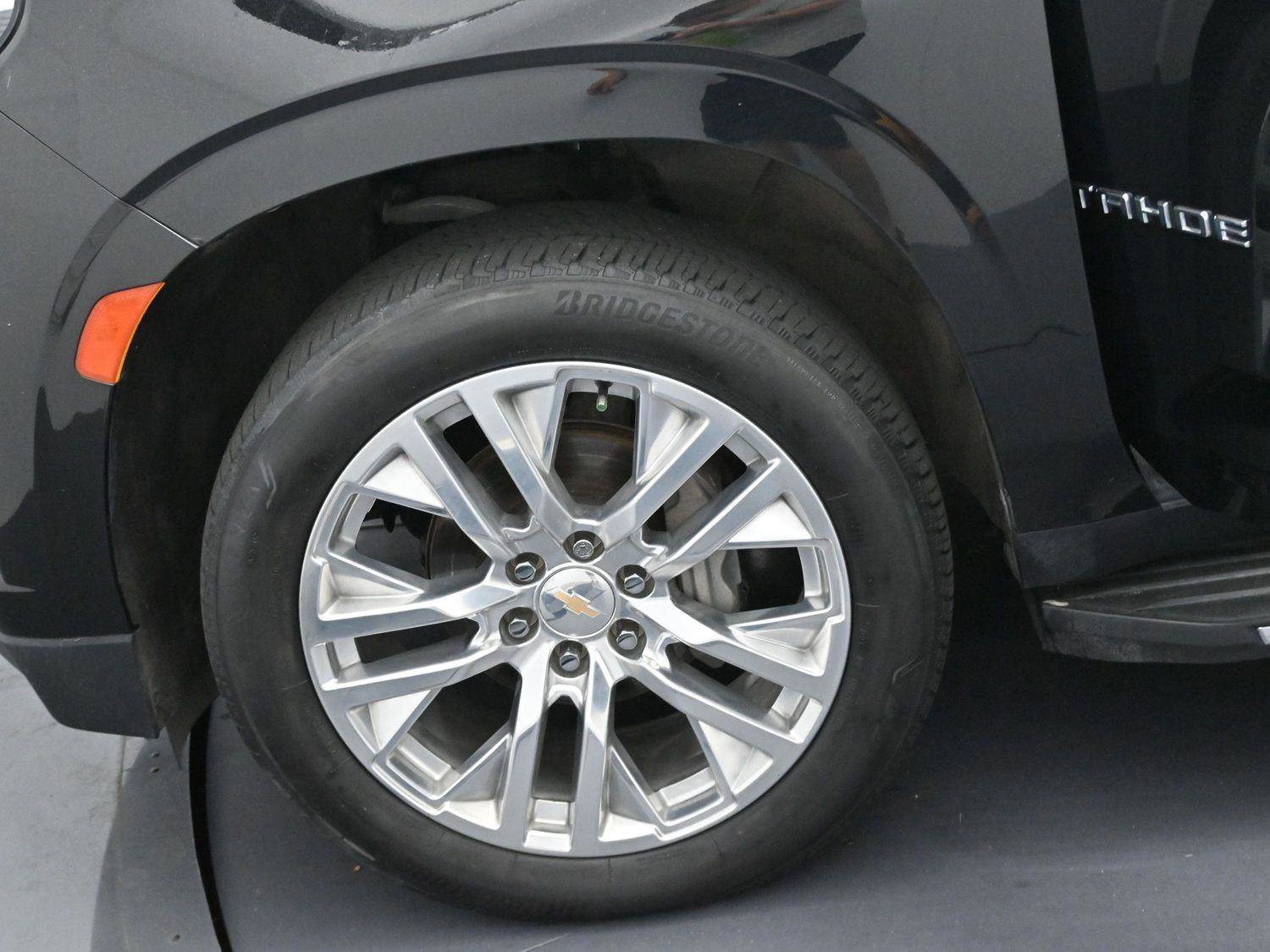 Used 2021 Chevrolet Tahoe Premier w/ Premium Package AWD/4WD image 43