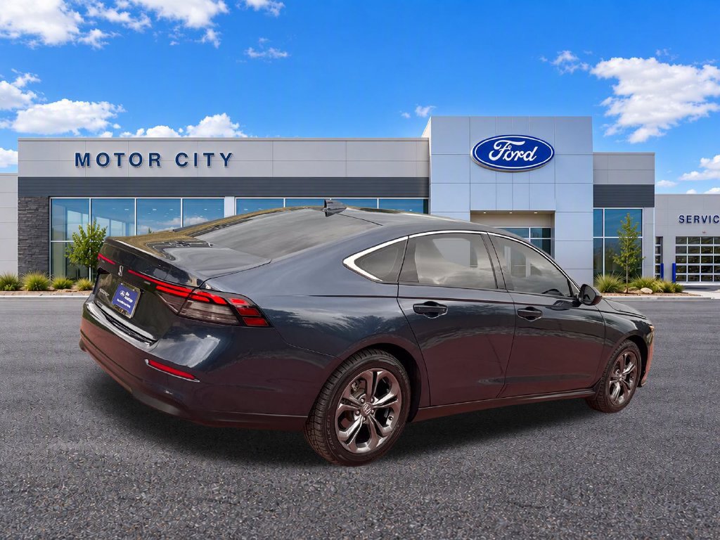 Used 2023 Honda Accord EX image 9