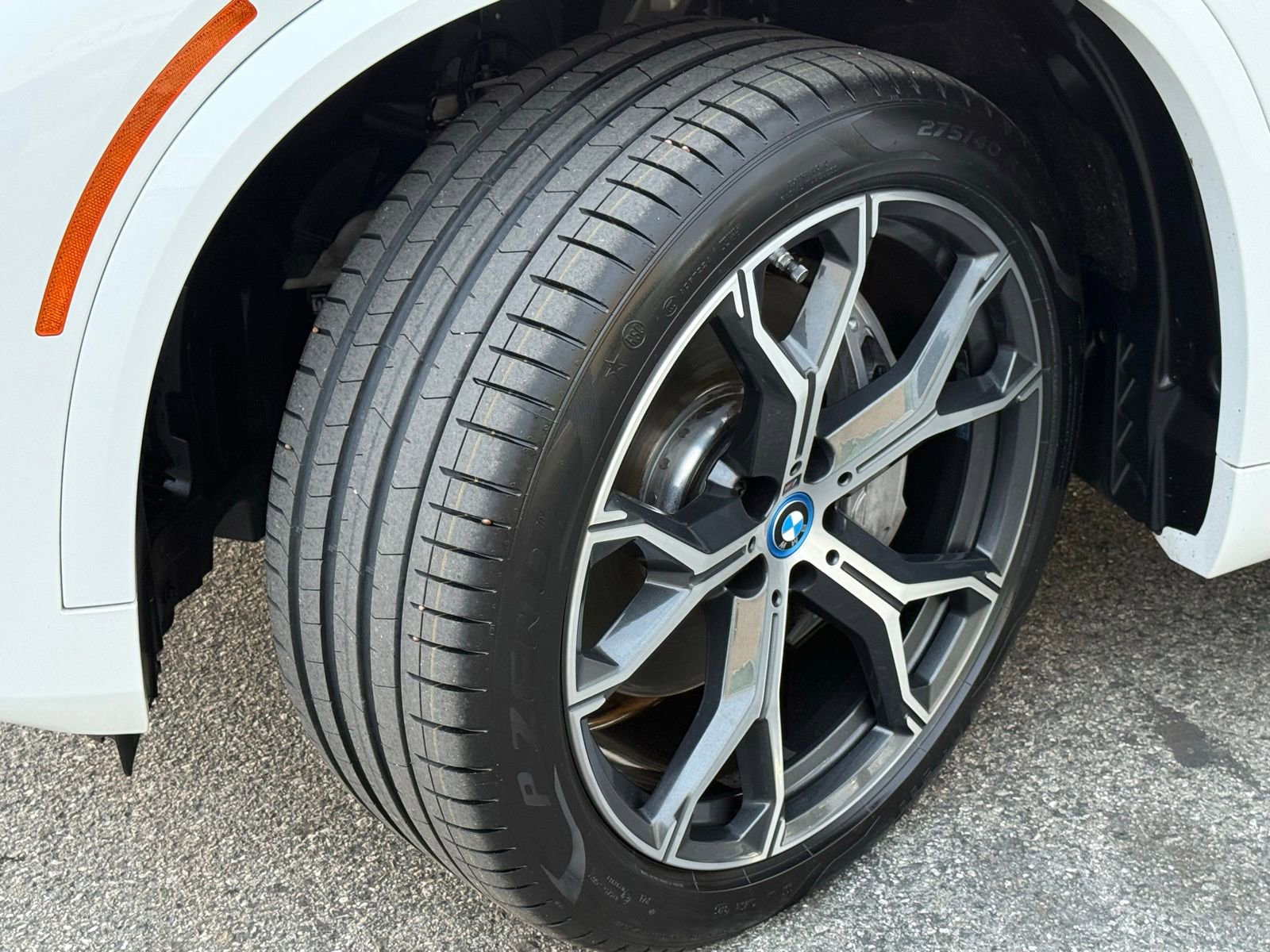 Certified 2023 BMW X5 xDrive45e w/ Executive Package image 19