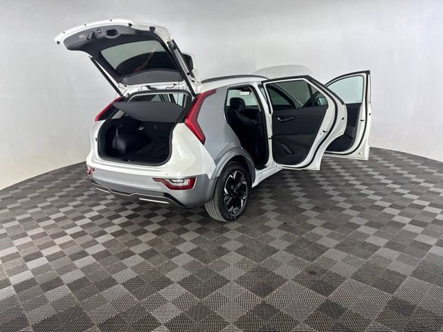 Certified 2024 Kia Niro Wave w/ Wave Preserve Package FWD image 16