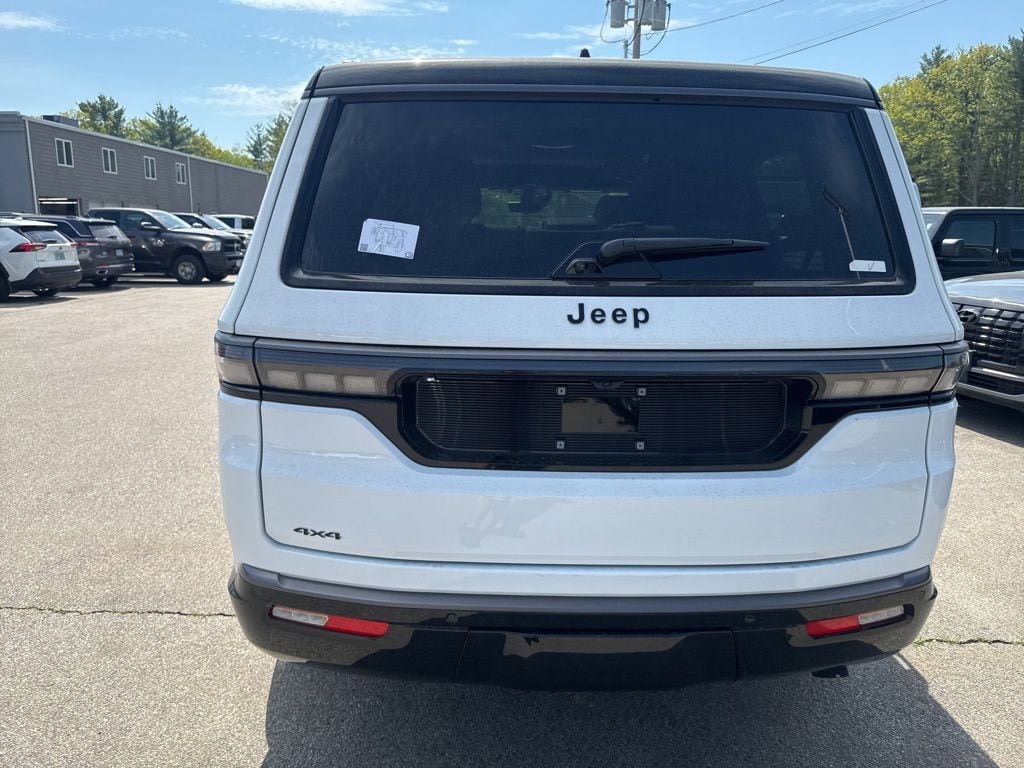 New 2026 Jeep Grand Wagoneer Summit AWD/4WD image 4