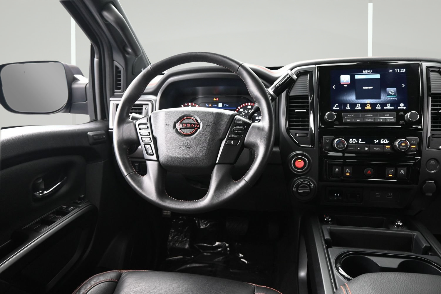 Certified 2023 Nissan Titan PRO-4X w/ Pro-4x Convenience Package AWD/4WD image 12
