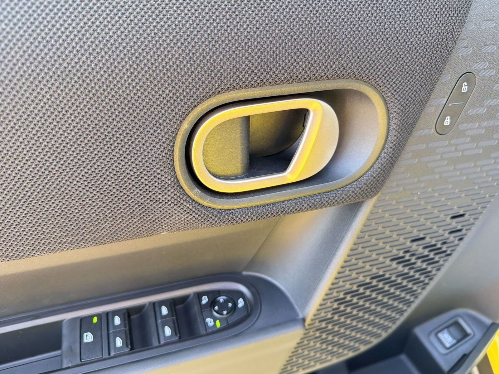 New 2026 MINI Cooper S image 13