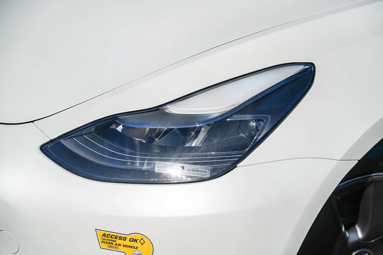 Used 2023 Tesla Model 3 Standard Range RWD image 2