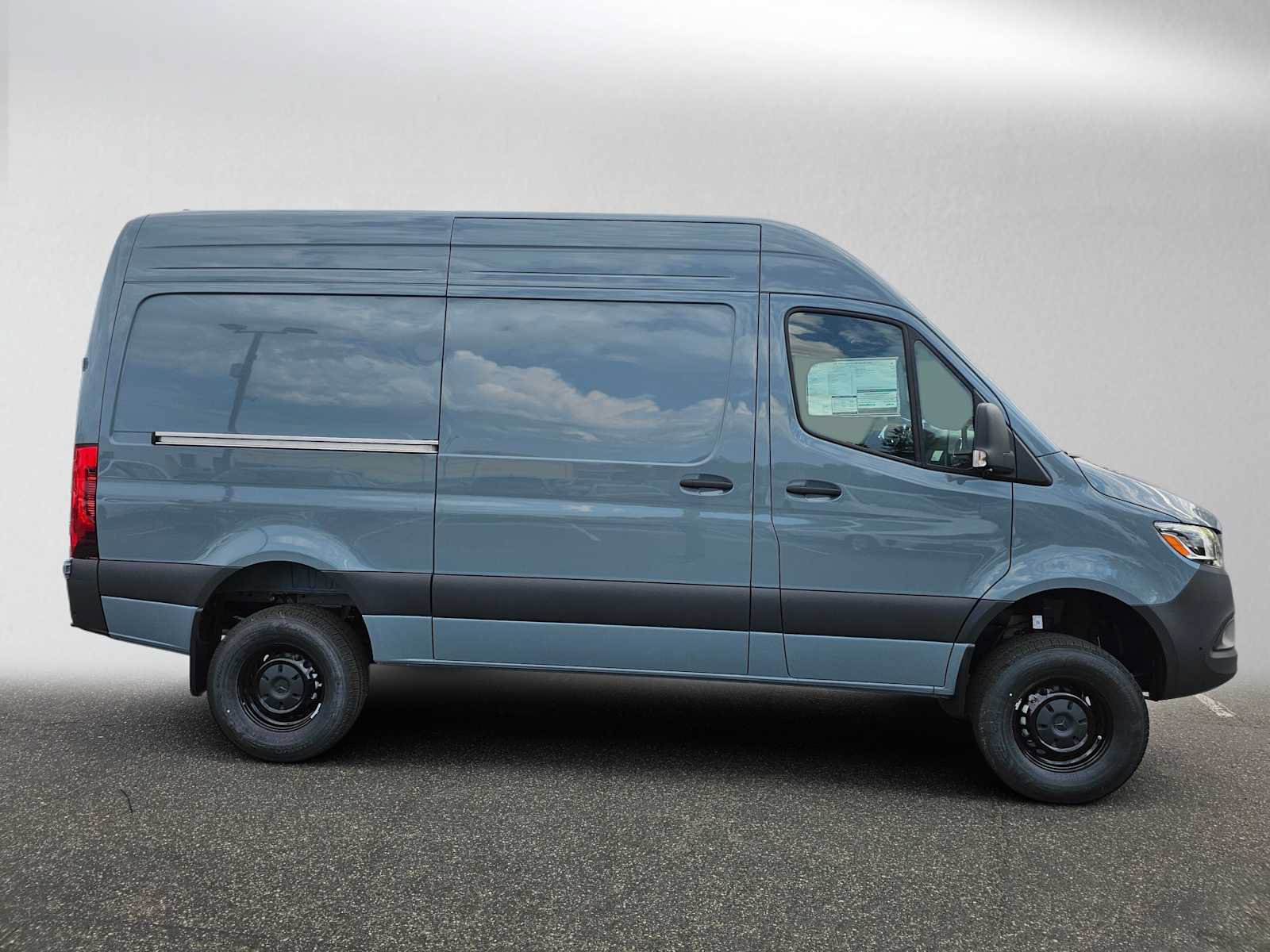New 2026 Mercedes-Benz Sprinter 2500 image 2
