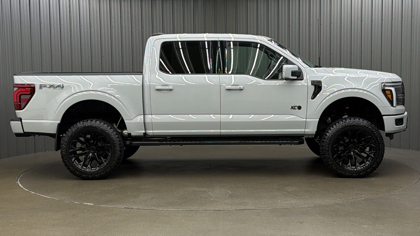 Used 2026 Ford F150 Lariat w/ Bed Utility Package AWD/4WD image 6
