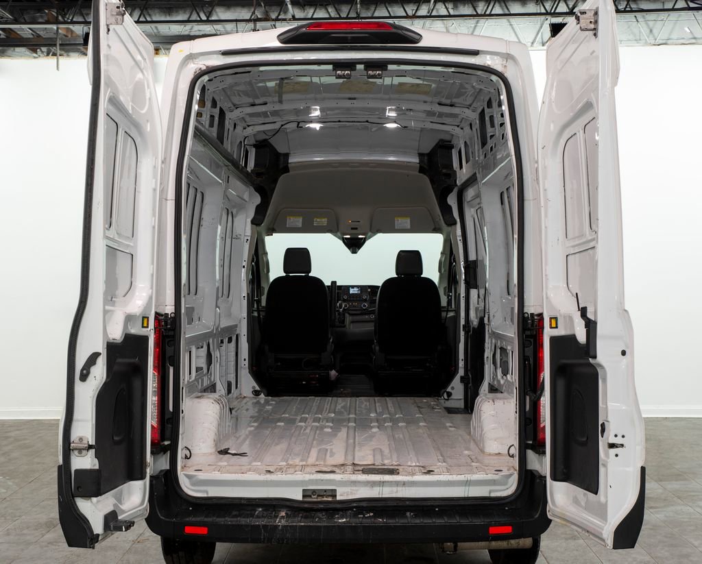 Used 2022 Ford Transit 250 148 High Roof AWD image 10