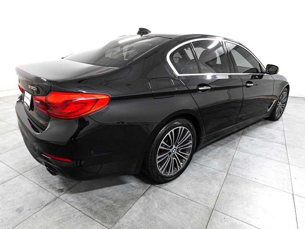 Used 2017 BMW 530i xDrive AWD/4WD image 7