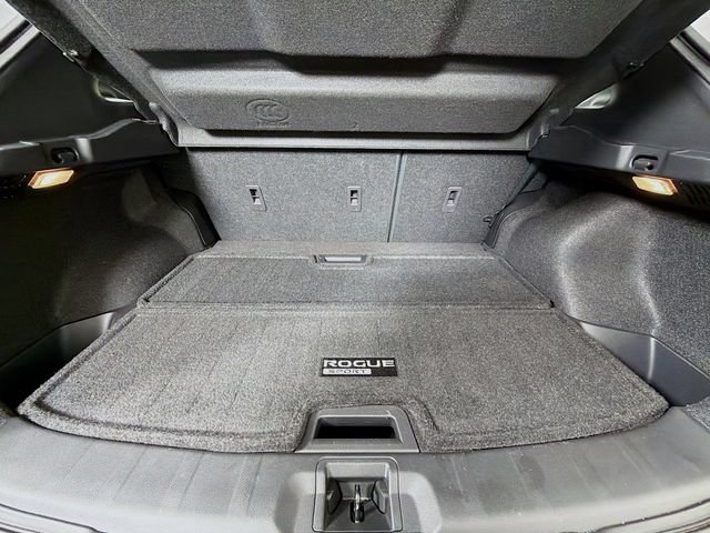 Certified 2022 Nissan Rogue Sport SV w/ Technology Package AWD/4WD image 31