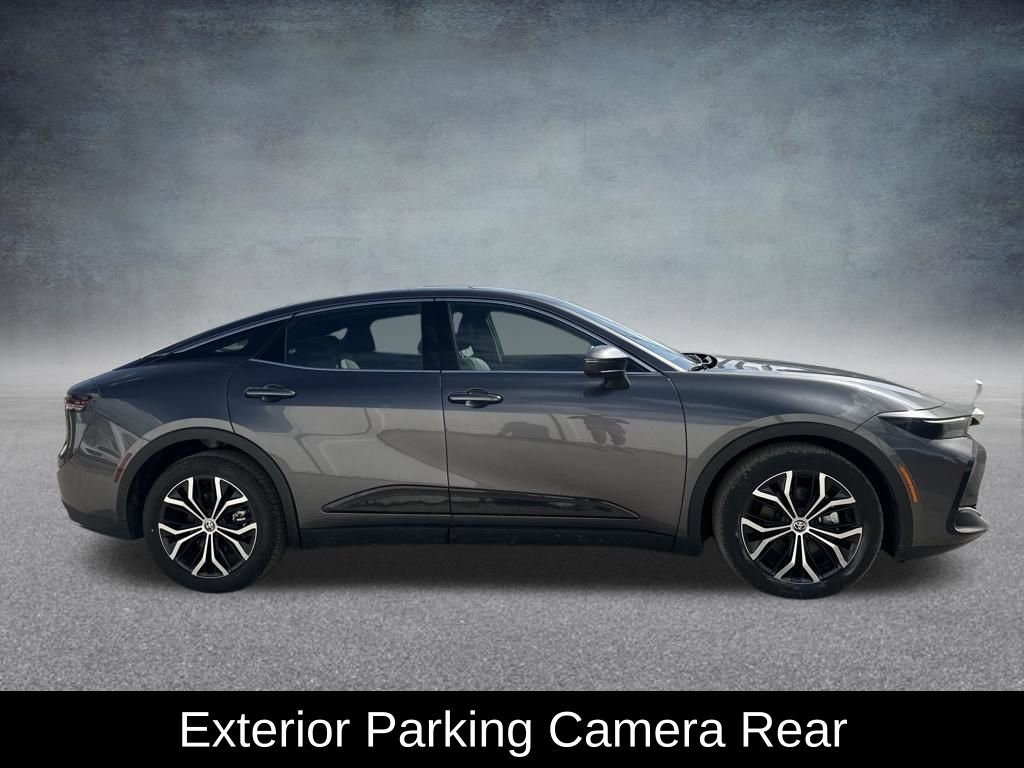 Used 2024 Toyota Crown Limited image 7