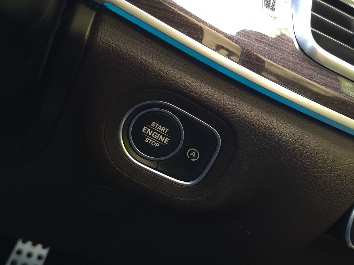 Used 2022 Mercedes-Benz GLS 450 4MATIC image 65