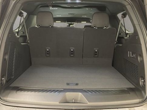 New 2026 Chevrolet Suburban LT w/ Comfort Package AWD/4WD image 29