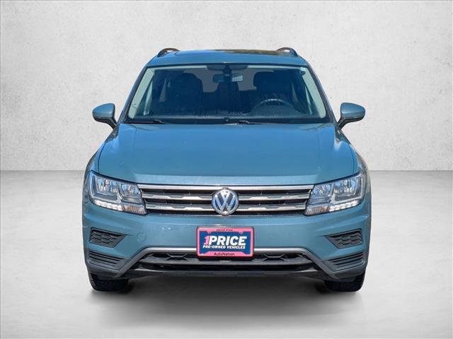 Used 2020 Volkswagen Tiguan SE image 2