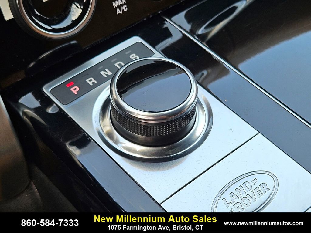 Used 2021 Land Rover Range Rover Long Wheelbase Autobiography image 23