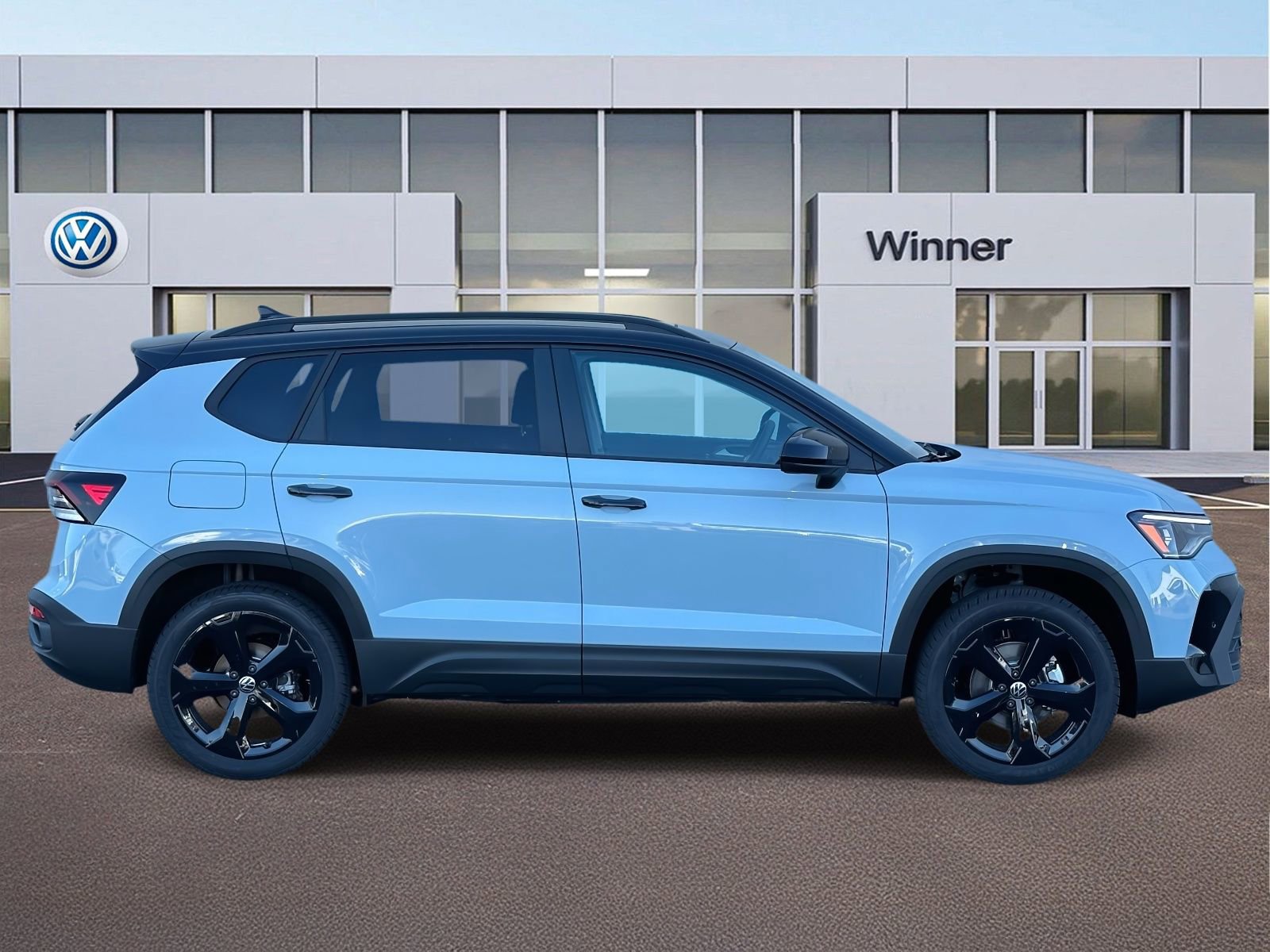 New 2026 Volkswagen Taos SE image 6