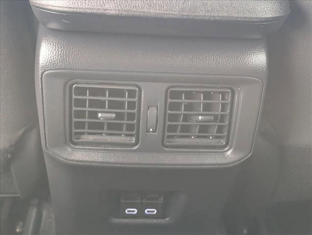 Certified 2025 Toyota RAV4 XLE FWD image 15