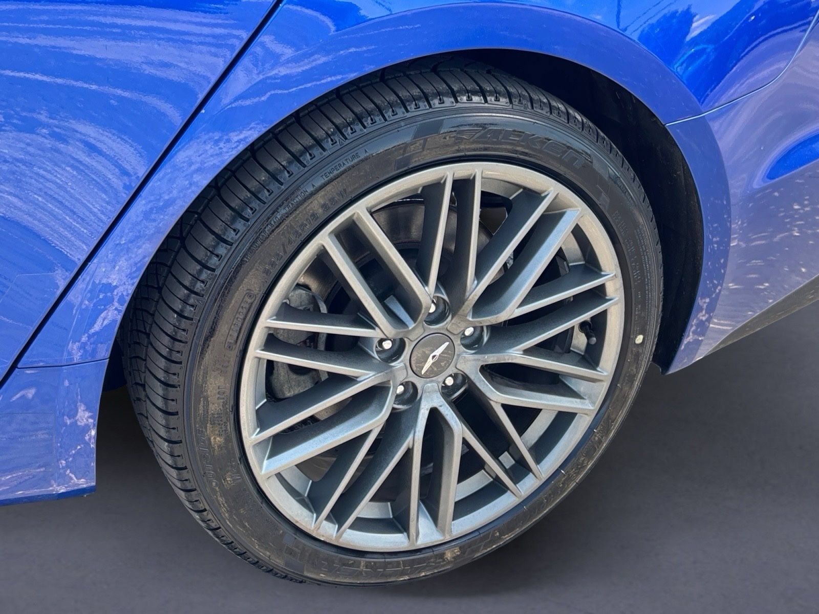Used 2019 Genesis G70 2.0T Advanced w/ Elite Package RWD image 9