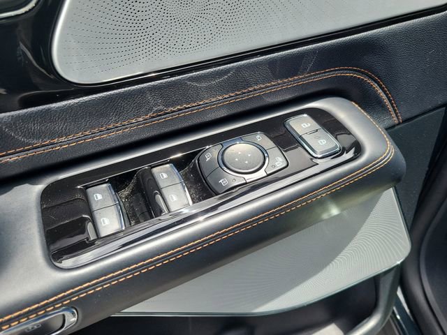 Used 2025 Lincoln Aviator Black Label AWD/4WD image 21