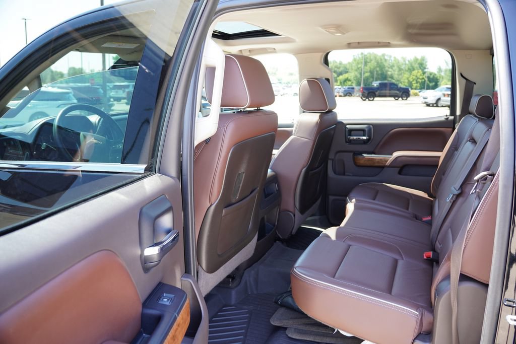 Used 2015 Chevrolet Silverado 3500 High Country w/ Duramax Plus Package AWD/4WD image 18