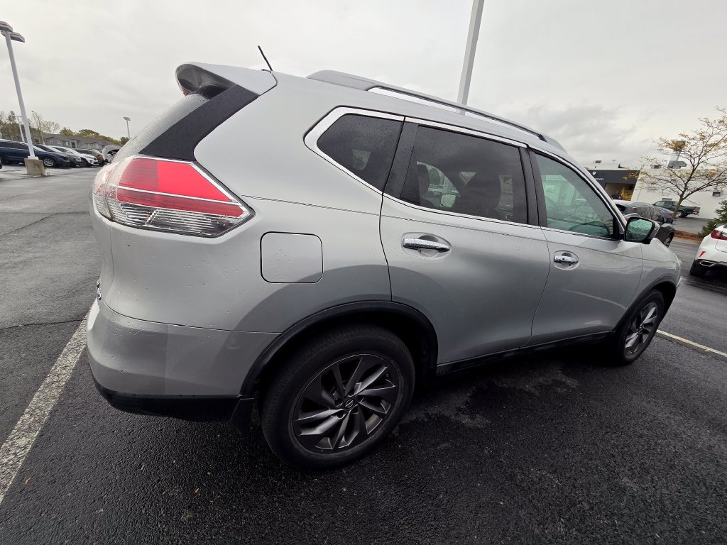 Used 2016 Nissan Rogue SL w/ SL Premium Package AWD/4WD image 8