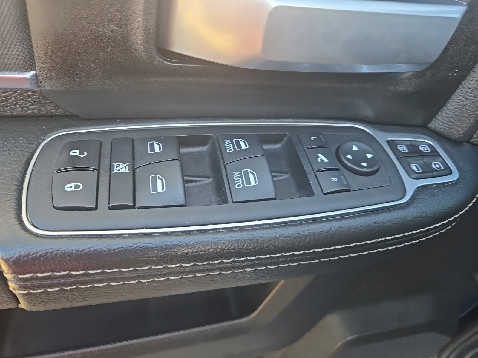 Used 2024 RAM 2500 Big Horn w/ Level 2 Equipment Group AWD/4WD image 12