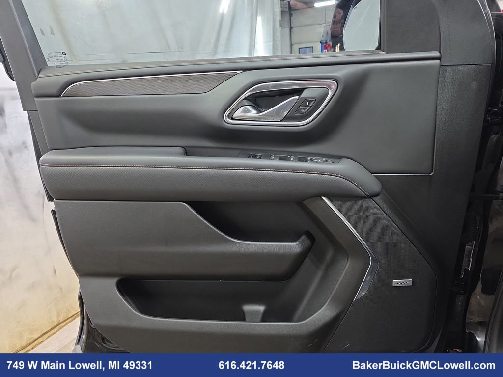 Used 2021 GMC Yukon AT4 w/ Technology Package image 26