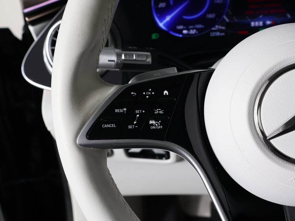 Used 2023 Mercedes-Benz EQS 580 4MATIC SUV image 40