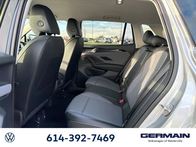 New 2026 Volkswagen Tiguan SE image 17