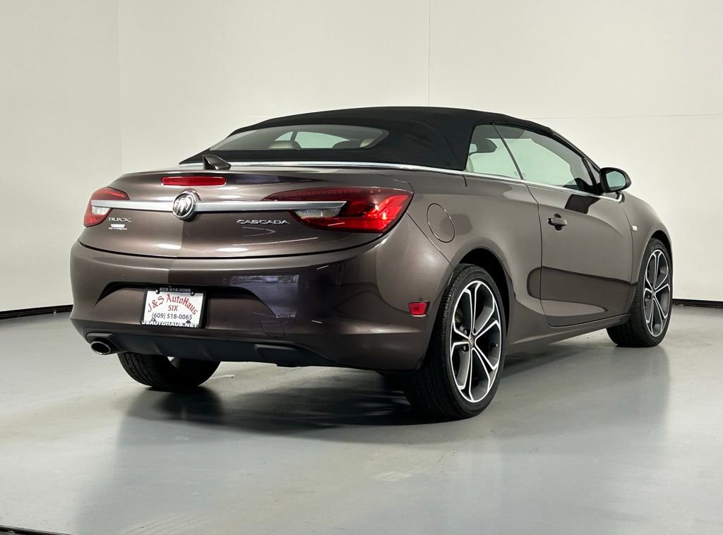 Used 2017 Buick Cascada Premium image 11