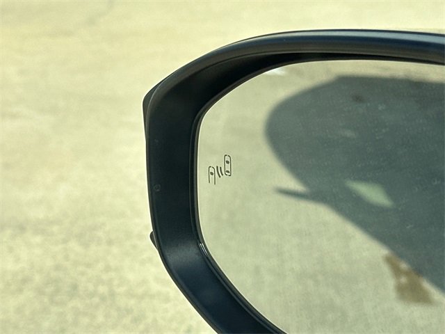 New 2026 Toyota Prius Plug-In Hybrid image 13