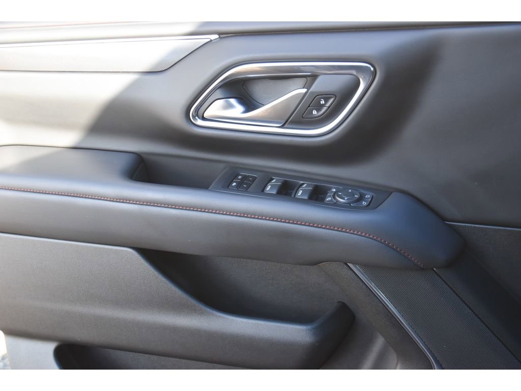 Used 2022 Chevrolet Suburban RST w/ Luxury Package image 26