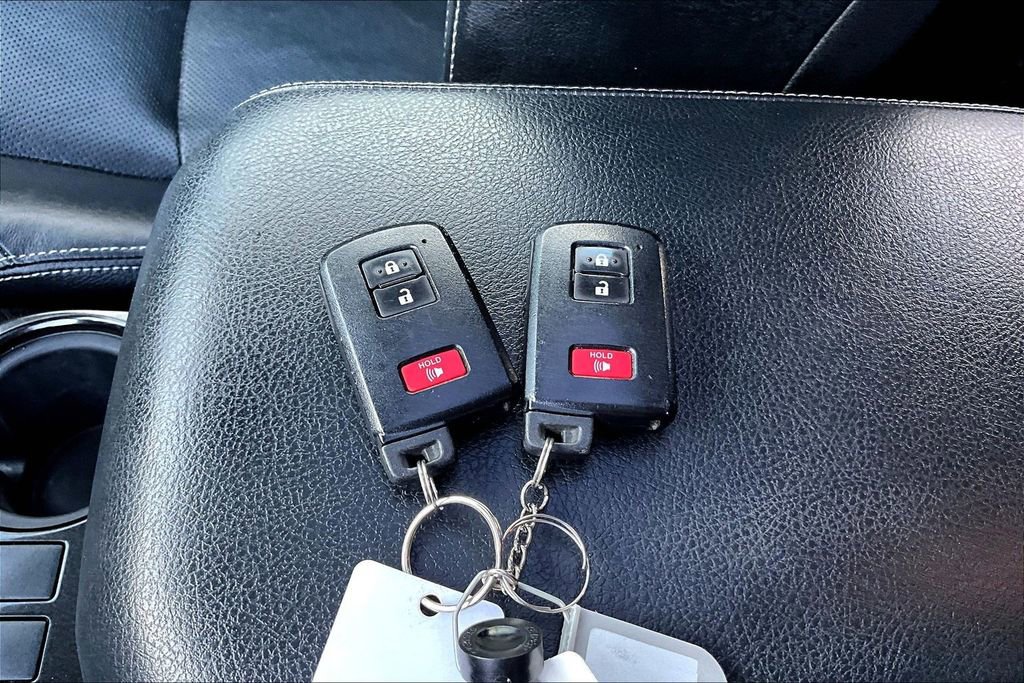 Used 2020 Toyota 4Runner Nightshade image 36