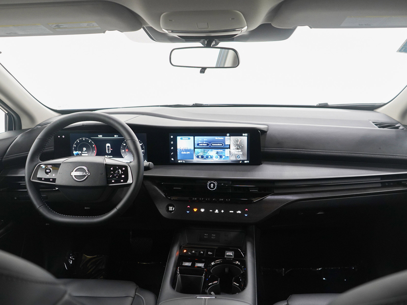 Used 2025 Nissan Murano SV image 13