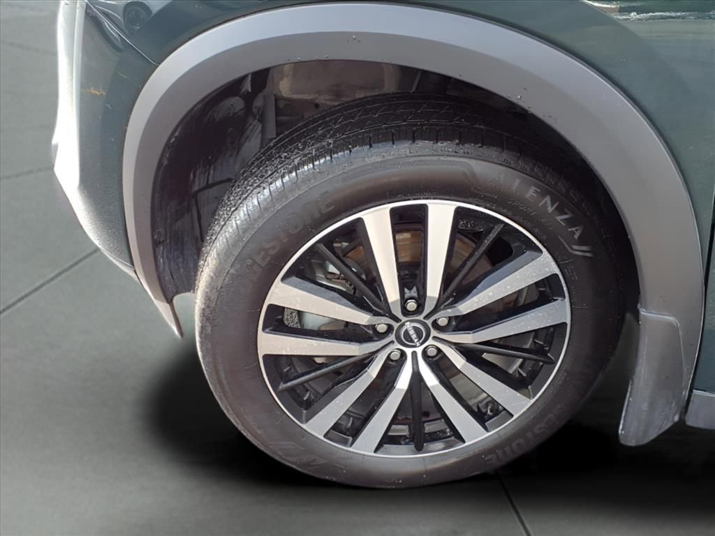 Used 2025 Nissan Pathfinder Platinum image 21