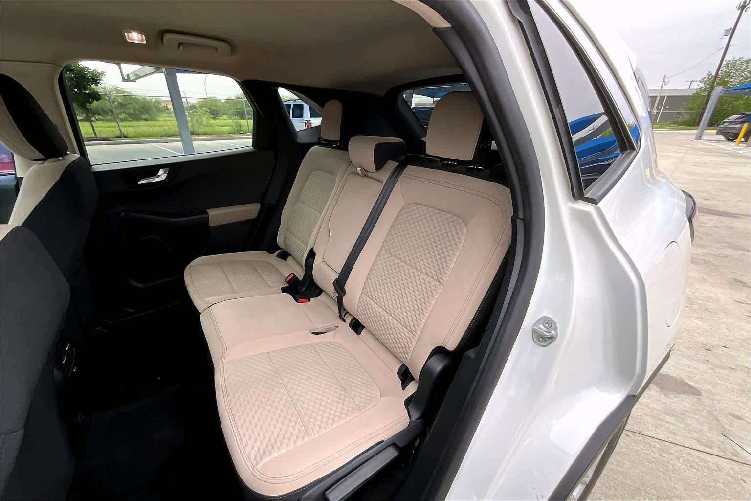 Used 2020 Ford Escape SE FWD image 21