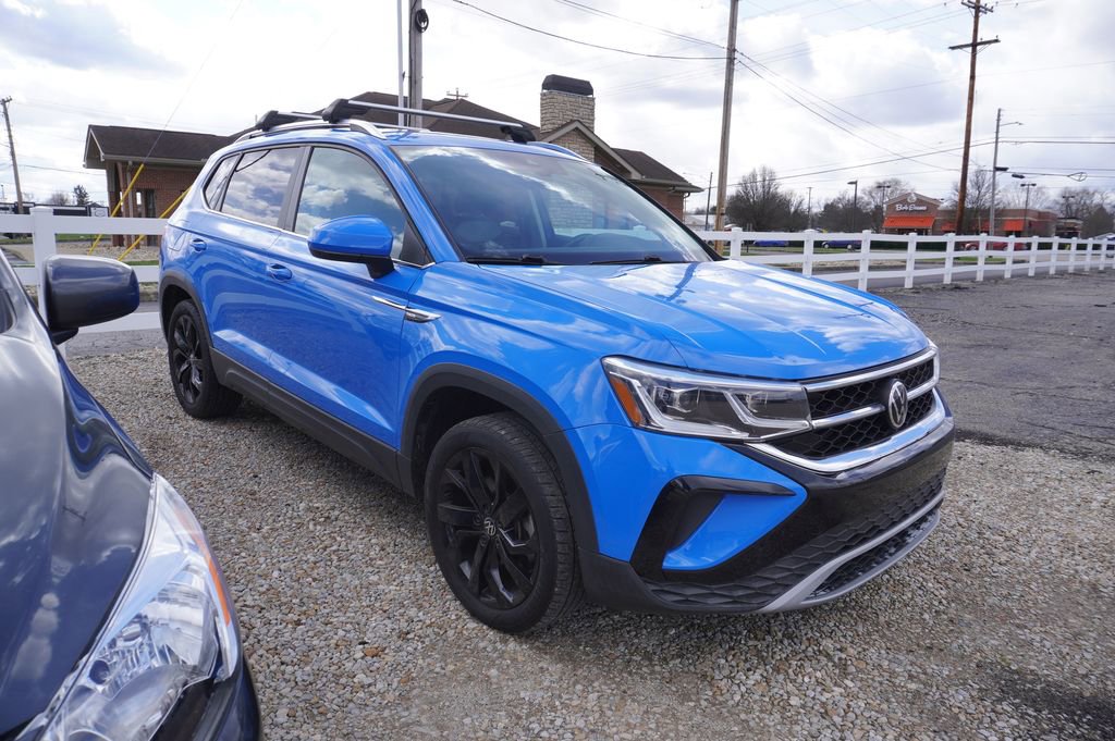 Used 2022 Volkswagen Taos SEL w/ Panoramic Sunroof Package image 10