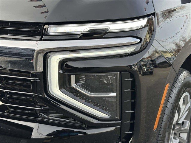 Certified 2025 Chevrolet Suburban LS w/ LPO, Dark Essentials Package image 9